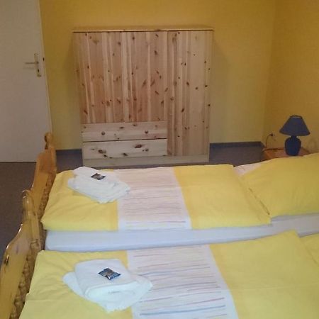 Gaststaette Und Pension Felsenthal Табарц Екстериор снимка