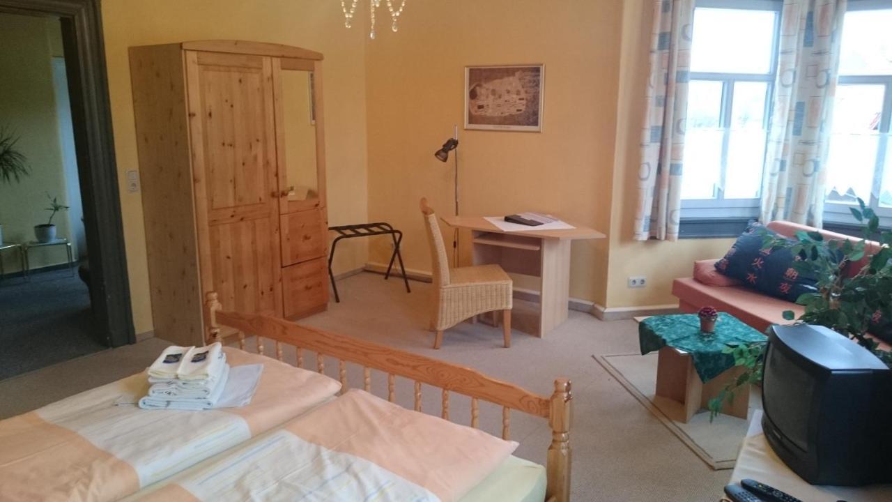 Gaststaette Und Pension Felsenthal Табарц Екстериор снимка